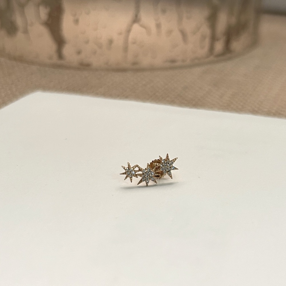 14K DIAMOND SINGLE STARBURST CRAWLER